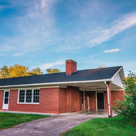 Вилла Mount Tabor Ranch Near Vt - King Bed/Fast Wi-Fi Блэксберг Экстерьер фото